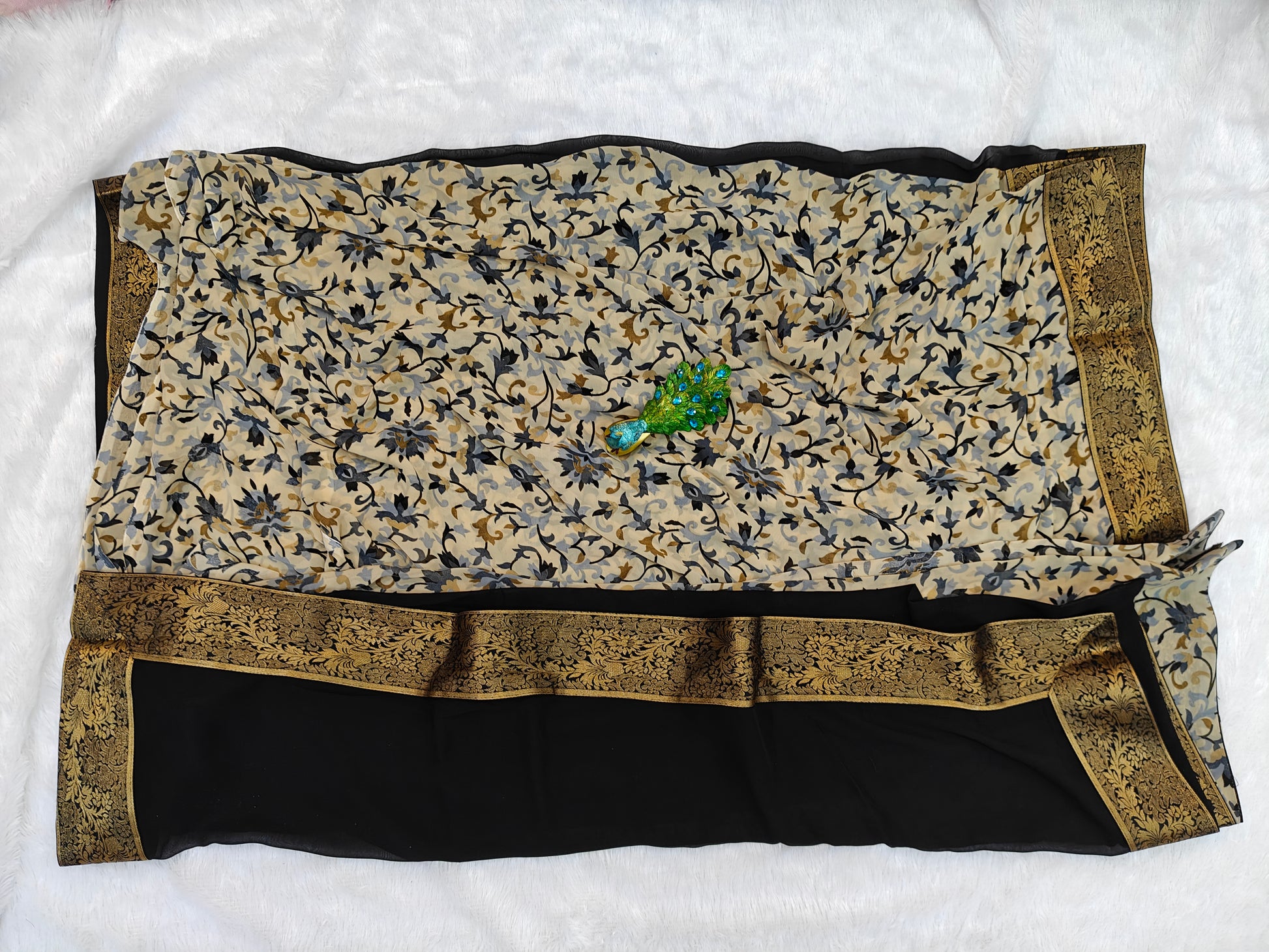 VIPUL VANSHI - BLACK AND CREAM